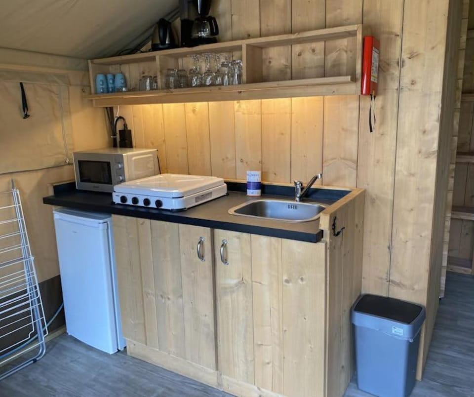 Classic Tent | Private kitchen