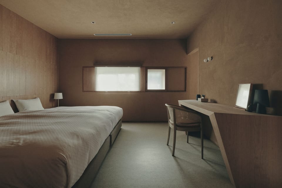 Luxury Twin Room | In-room safe, free WiFi, bed sheets