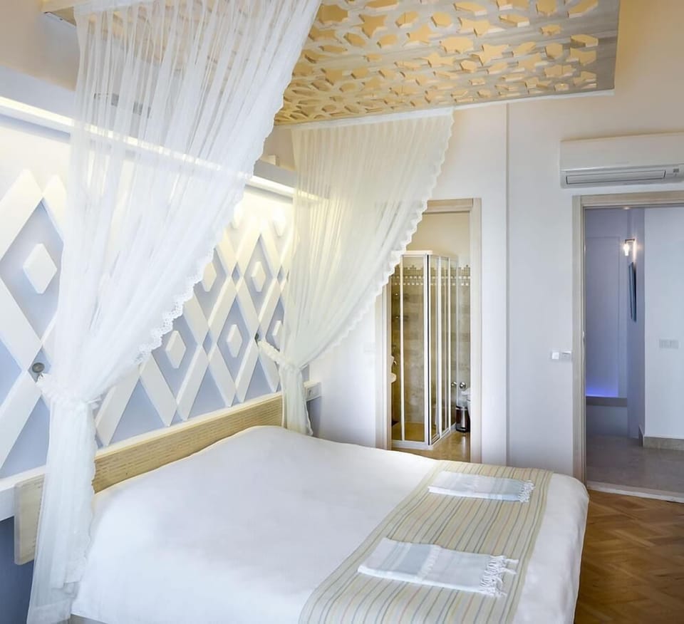 Exclusive Room | Free WiFi