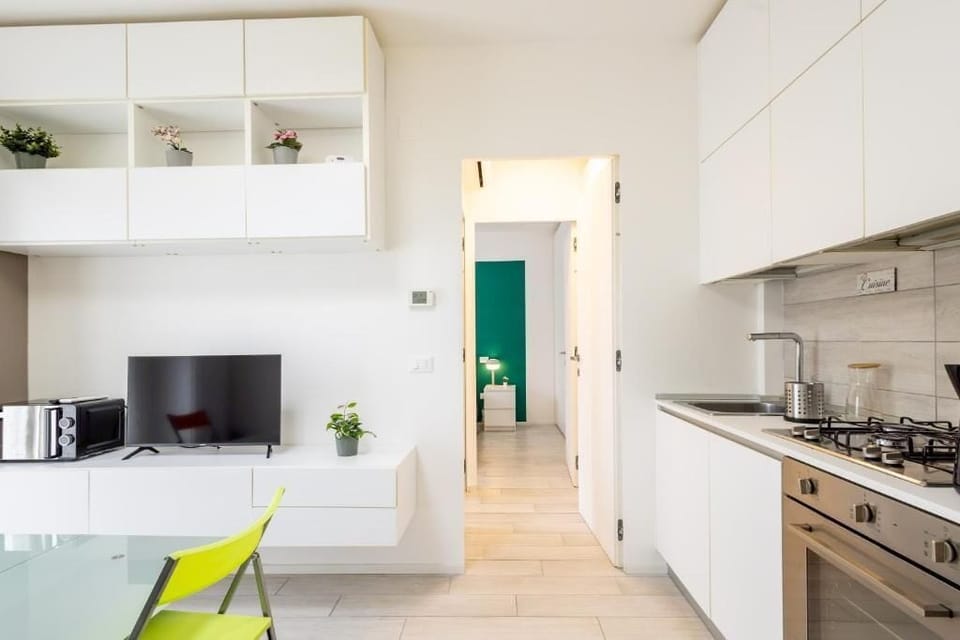 Apartment, Balcony, Courtyard View | Private kitchen