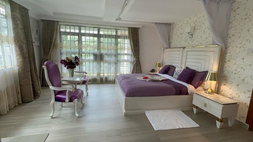 Presidential Double Room | In-room safe, free WiFi