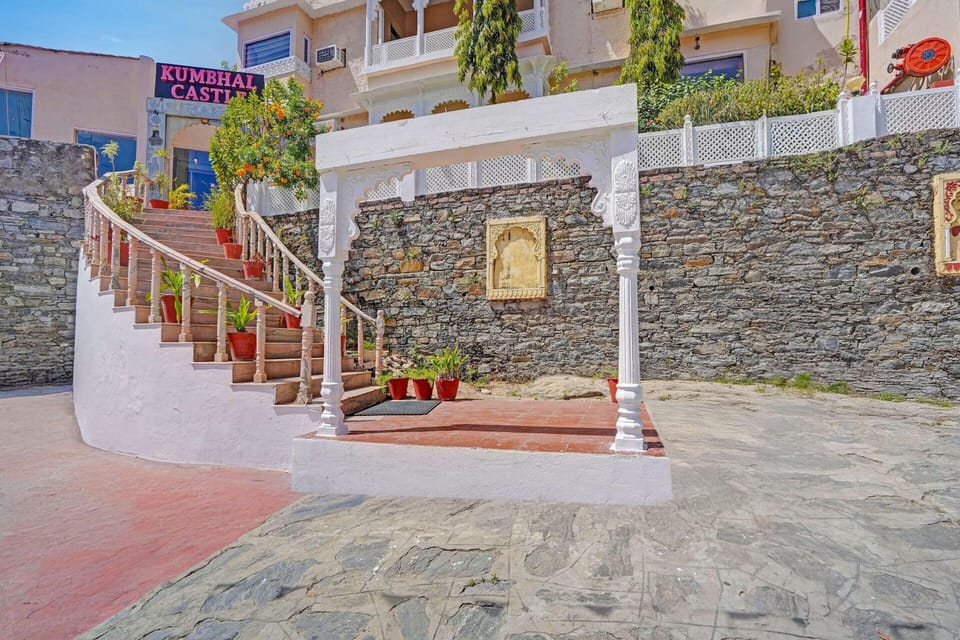 House | Reception