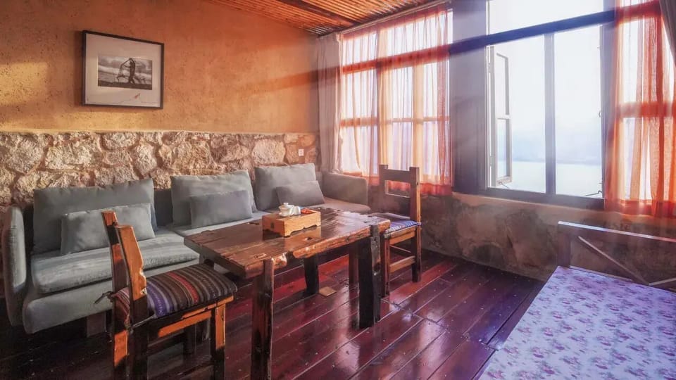 Comfort Double Room | Premium bedding, individually decorated, individually furnished, desk