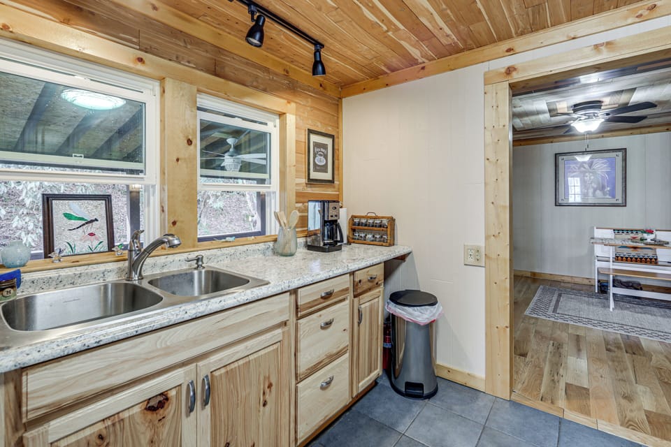 House (2 Bedrooms) | Interior