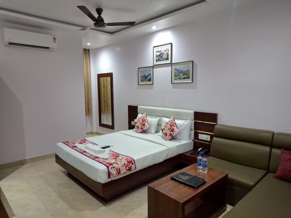 Premium Double Room, City View | Desk, laptop workspace, iron/ironing board, free WiFi