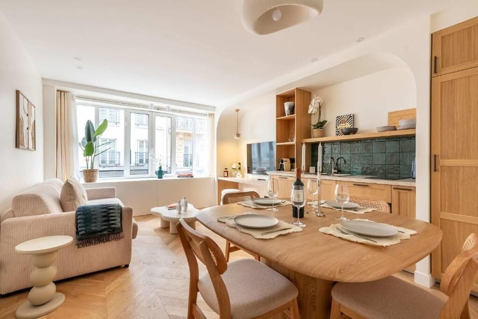 Apartment, 2 Bedrooms, City View | Interior