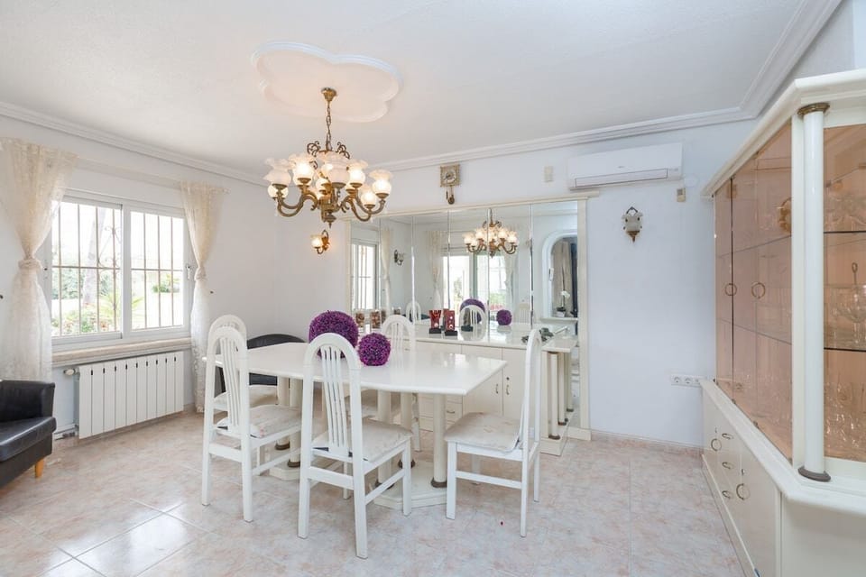 Villa (3 Bedrooms) | Interior