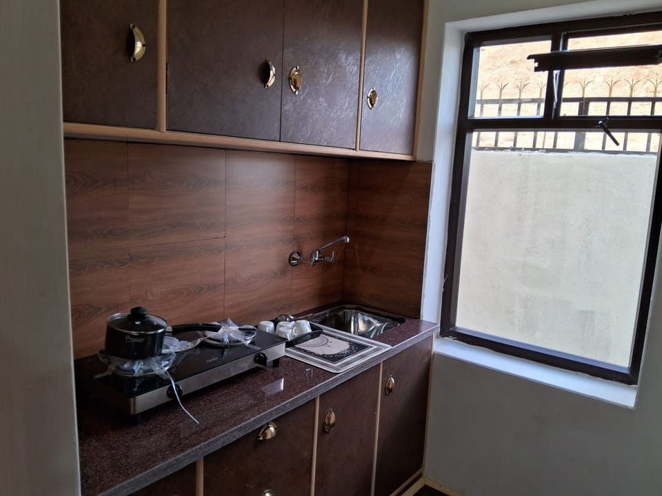 Family Double Room, Kitchen, Mountain View | Private kitchen