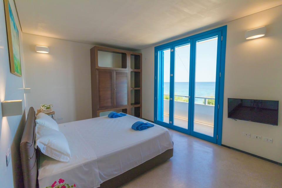 Superior Suite, 2 Bedrooms, Balcony, Sea View