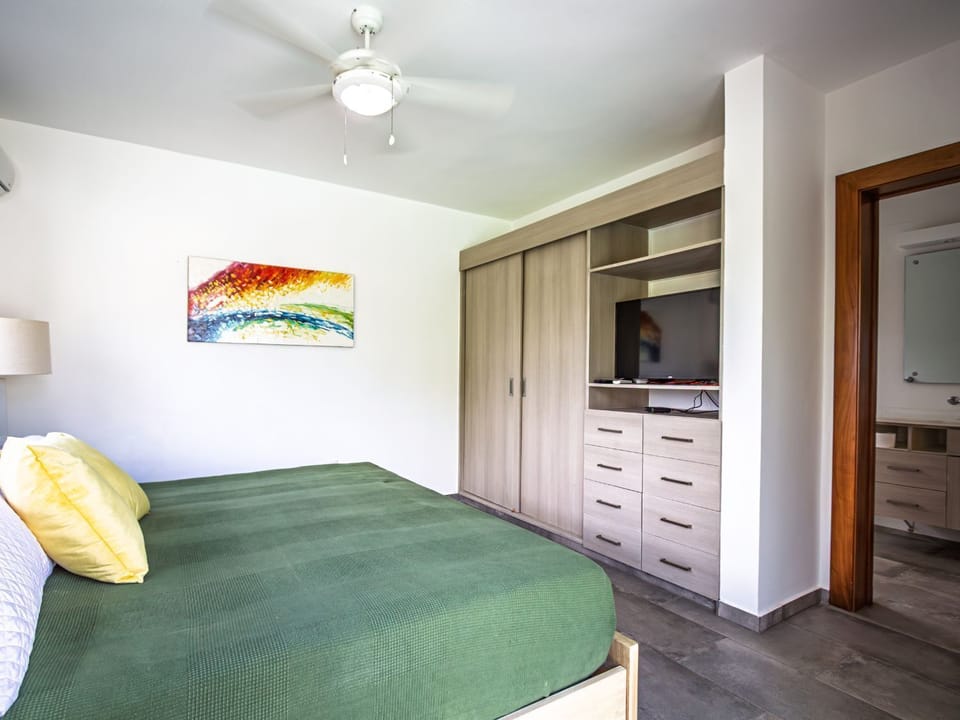Superior Villa | In-room safe, blackout drapes, soundproofing, iron/ironing board
