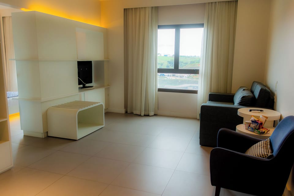 Premium Room, 1 Double Bed | Desk, WiFi (free), bed sheets