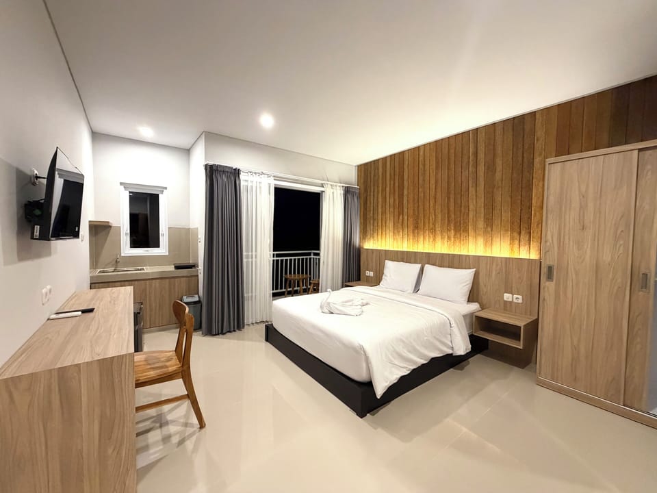 Standard Double Room | Free WiFi