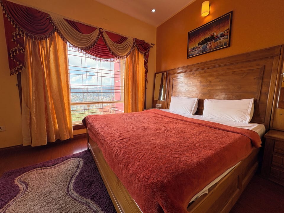 Comfort Double Room, City View | Desk, free WiFi