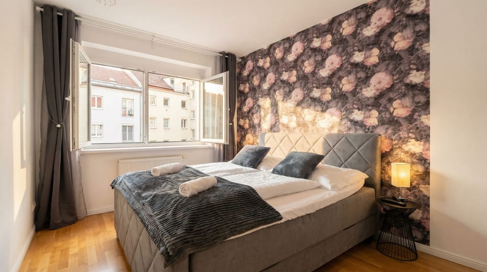 Basic Apartment | Iron/ironing board (on request), WiFi (free)