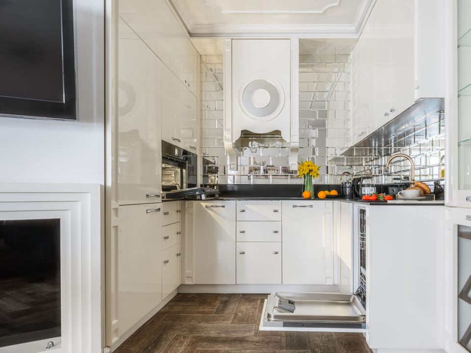 Private kitchenette