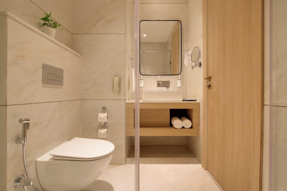 Deluxe Room | Bathroom