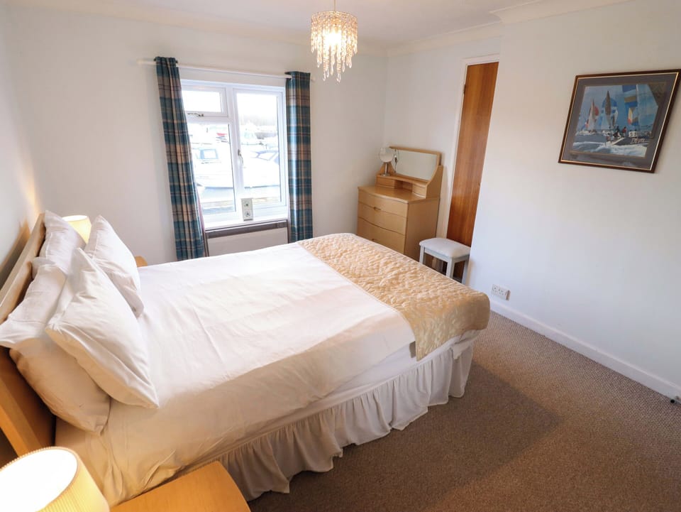 Grebe Cottage Cottage in Broadland District