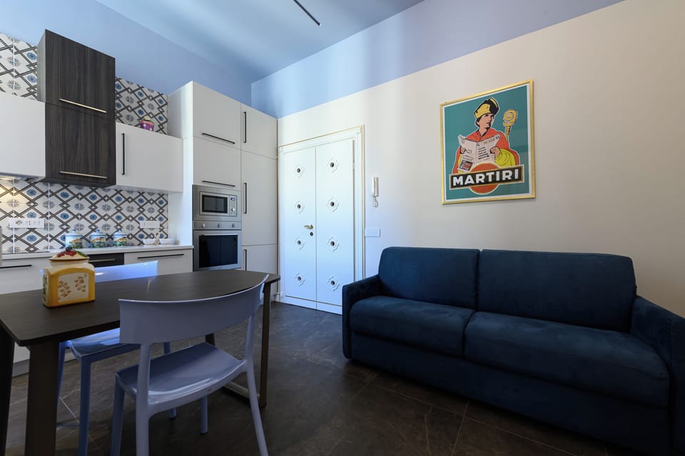 Apartment (1 Bedroom) | Living area | TV