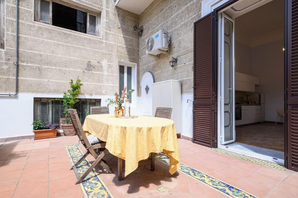 Apartment (1 Bedroom) | Terrace/patio