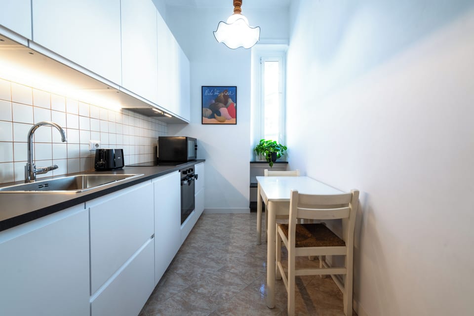 Apartment (2 Bedrooms) | Private kitchen | Espresso maker, microwave, oven, stovetop