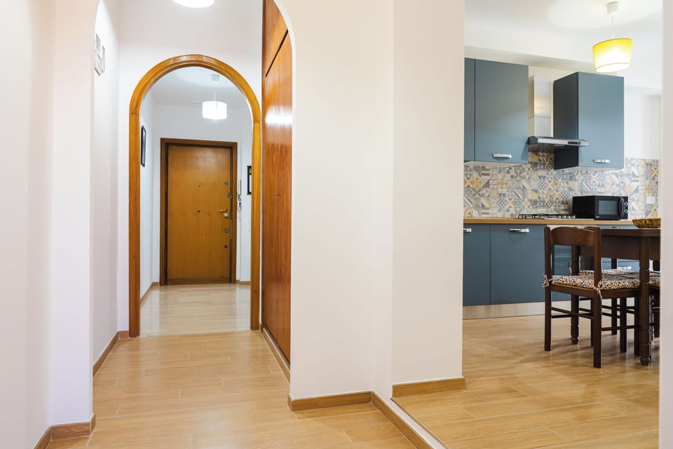 Apartment (2 Bedrooms) | Private kitchen | Espresso maker, microwave, oven, stovetop