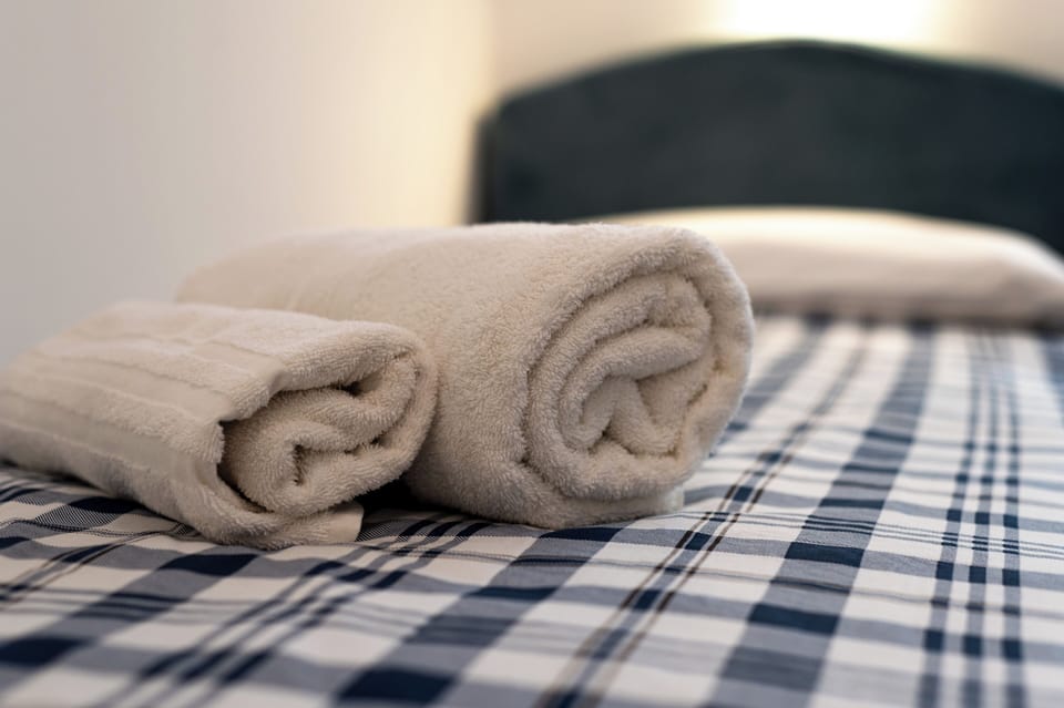 Apartment (2 Bedrooms) | 2 bedrooms, bed sheets