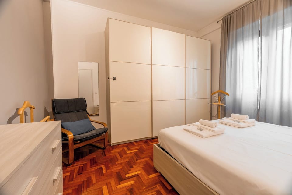 Apartment (1 Bedroom) | 1 bedroom, bed sheets