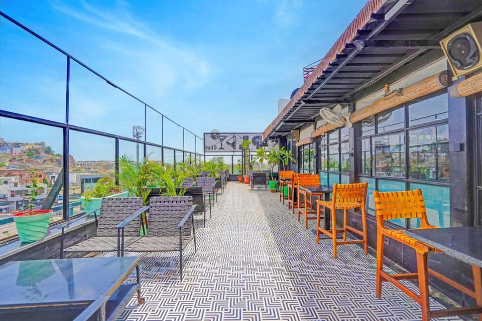 House | Dining
