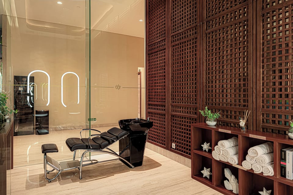 Hair salon