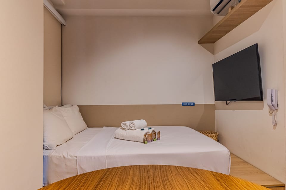 Studio | Soundproofing, iron/ironing board, WiFi (free)