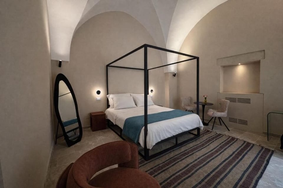 Superior Double Room, Garden View | Minibar (some free items), blackout drapes, WiFi (free)