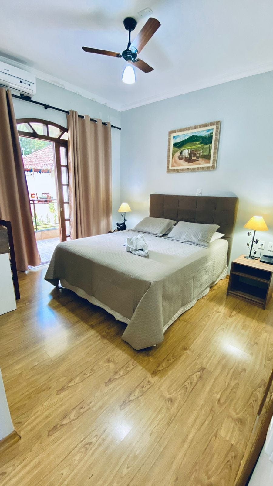 Double Room | Minibar, desk, blackout drapes, iron/ironing board