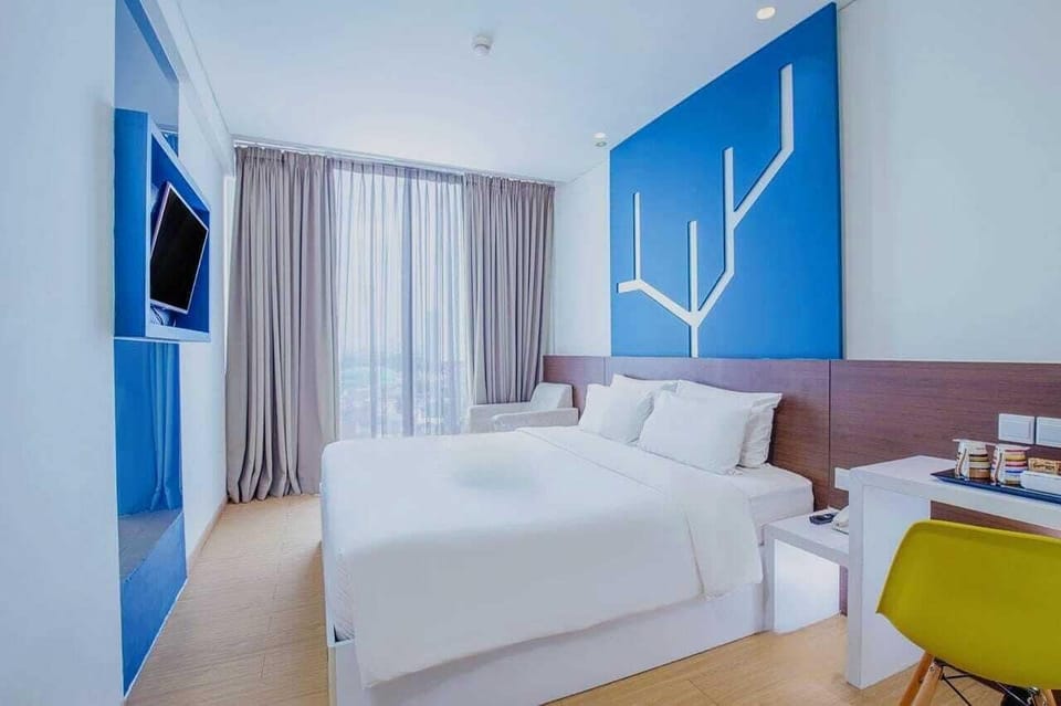 Executive Double Room, City View | In-room safe, soundproofing, free WiFi