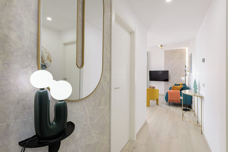 Superior Apartment, 2 Bedrooms, City View | Interior