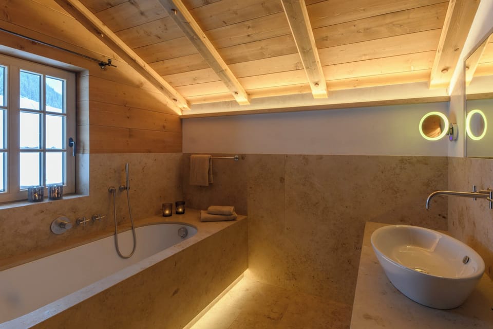 Chalet, 4 Bedrooms, Mountain View | Bathroom