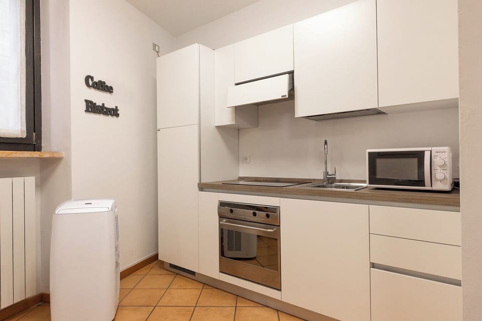Apartment | Private kitchen | Electric kettle