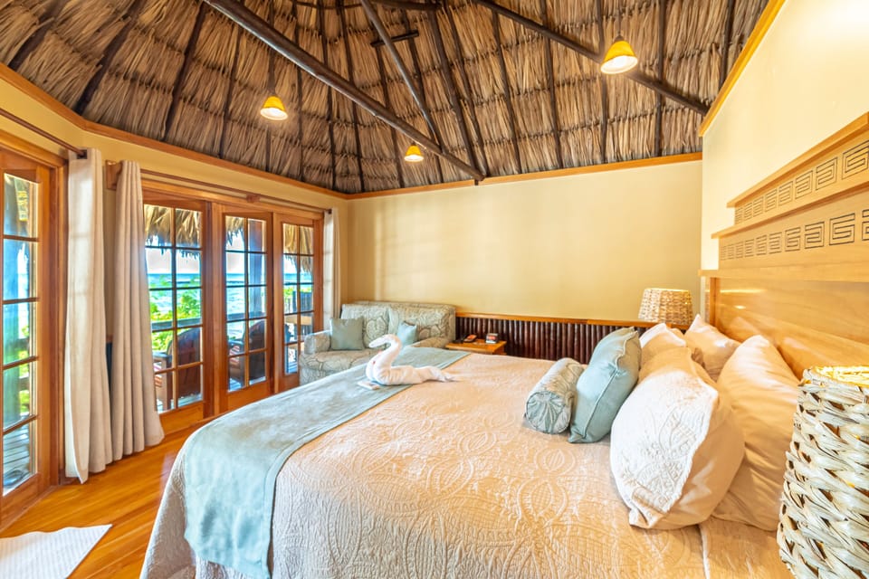 Honeymoon Cabana | In-room safe, iron/ironing board, free WiFi, bed sheets