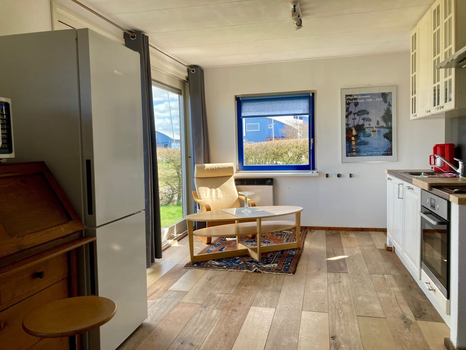 Bungalow, 3 Bedrooms, Balcony, Garden View | Private kitchen