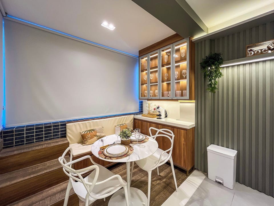 Apartment | Dining room