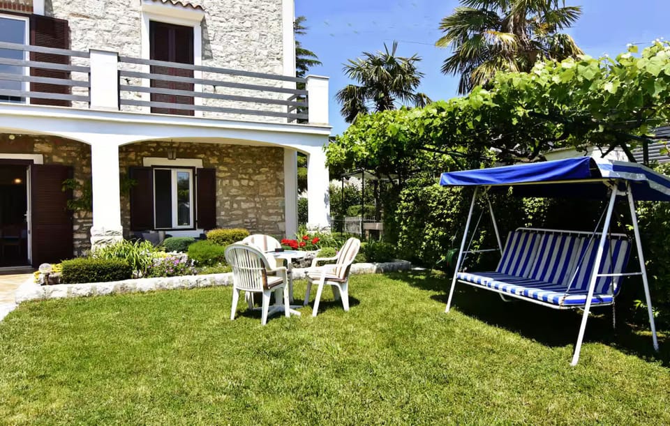 Apartment, 2 Bedrooms, Patio, Garden View | Terrace/patio