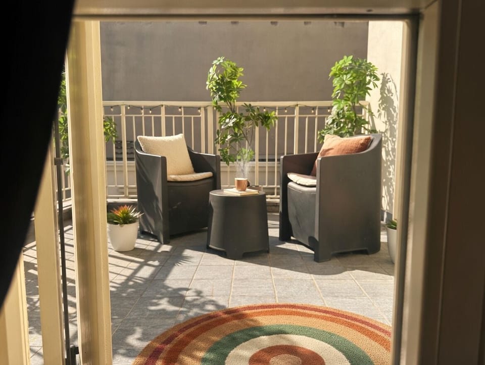 Deluxe Penthouse, Courtyard View | Interior