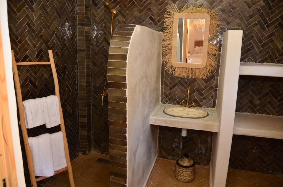 Comfort Quadruple Room | Bathroom