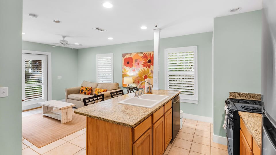 House, 1 Queen Bed with Sofa bed, Patio, Garden View (The Casita at The Lemon Drop) | Interior