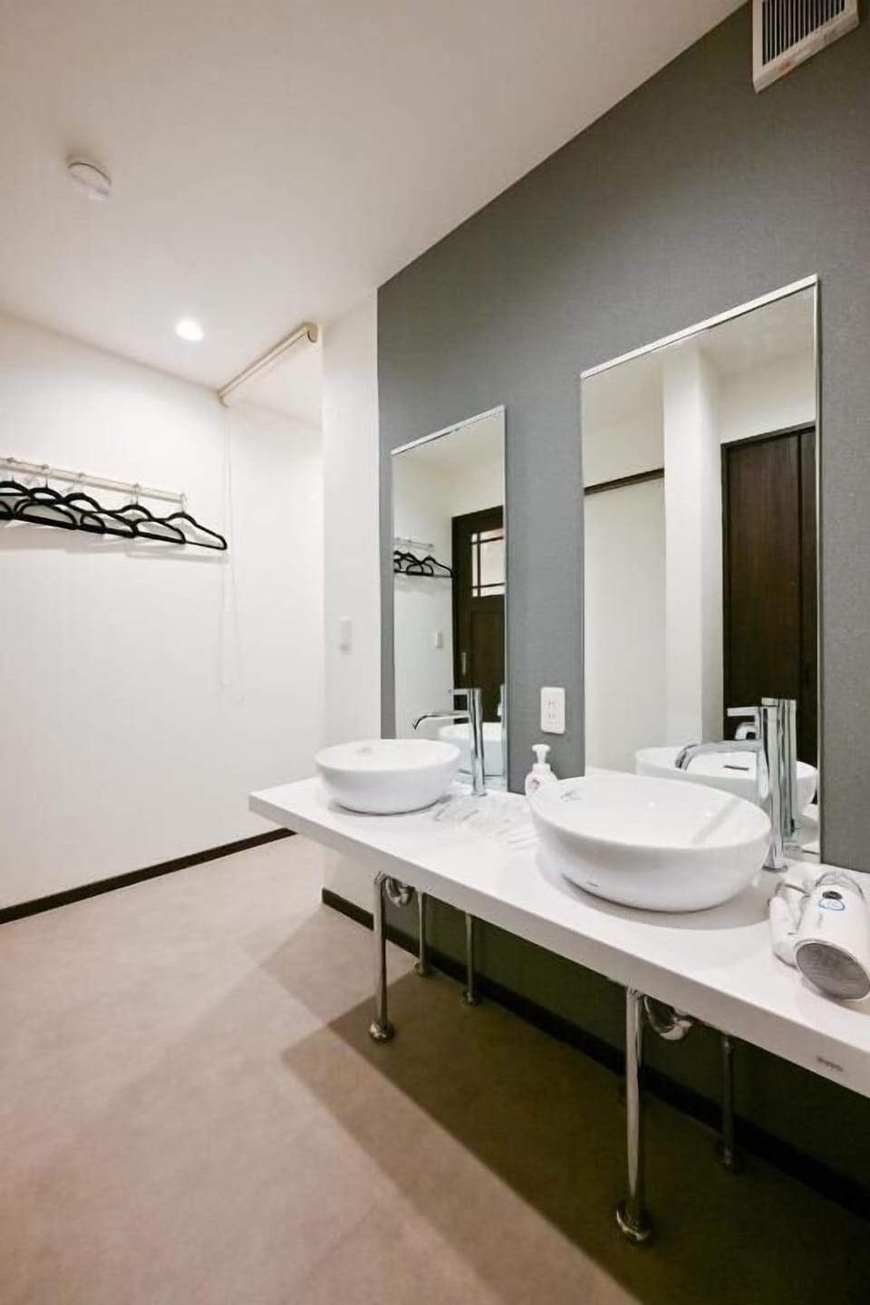 Separate tub and shower, free toiletries, hair dryer, slippers
