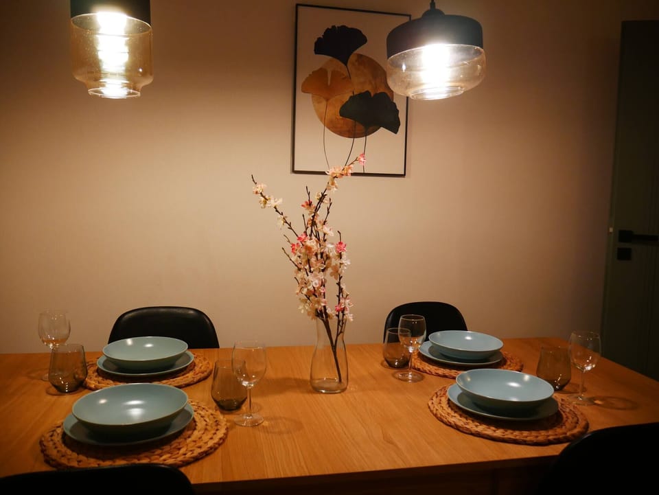 Apartment, 2 Bedrooms, Accessible | Dining room