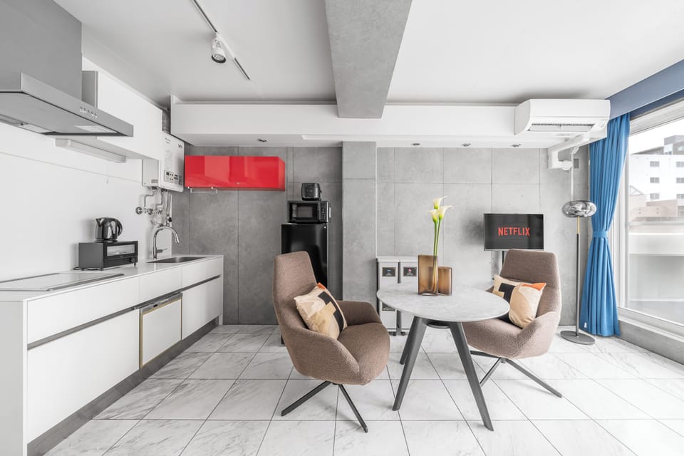 Apartment | Private kitchen | Fridge, microwave, rice cooker, toaster oven