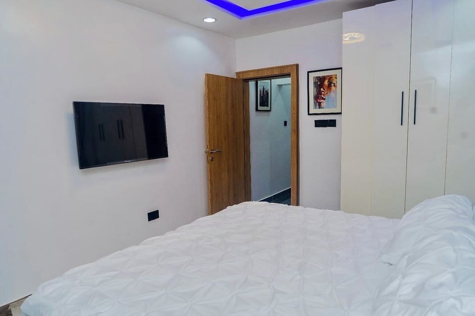 Economy Apartment, Balcony, City View | In-room safe, desk, laptop workspace, blackout drapes