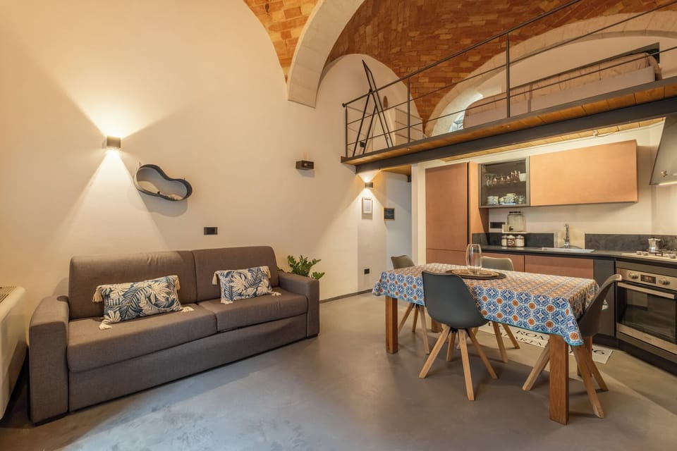 Family Studio Suite, Garden View | Interior