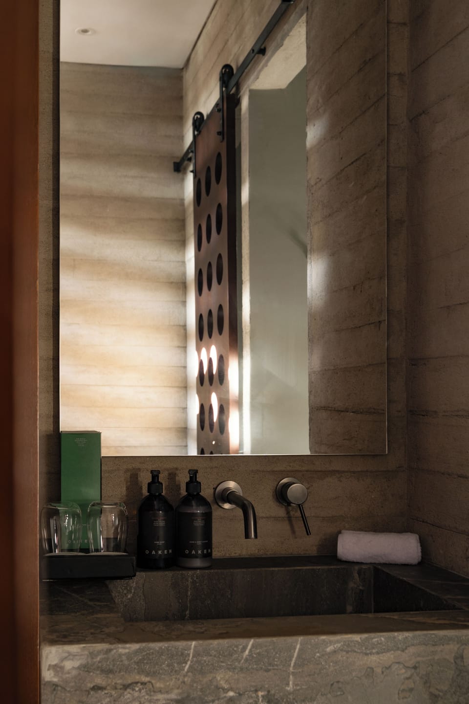 Deluxe Suite, Patio, Garden View | Bathroom | Shower, free toiletries, hair dryer, slippers