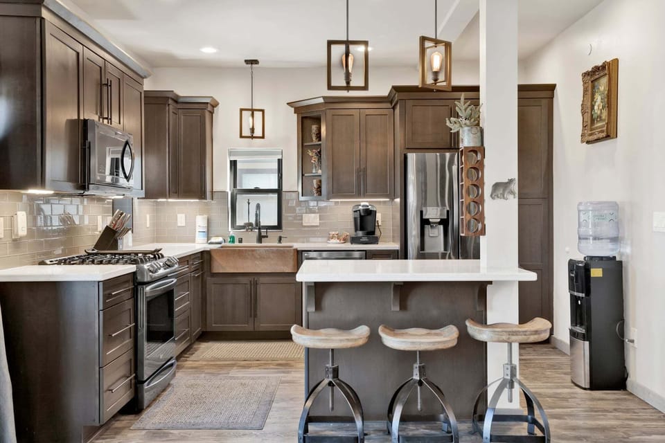 Cabin, Multiple Beds, Mountain View (2572) | Private kitchen